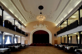 Jirkovské divadlo